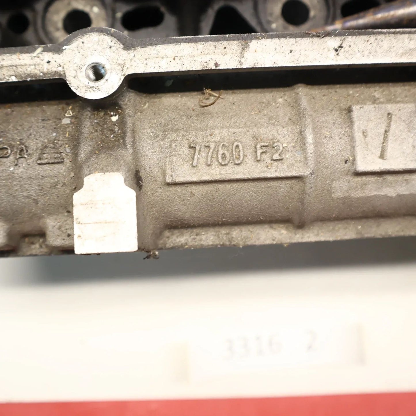 Renault 7760 F 2 Zylinderkopf