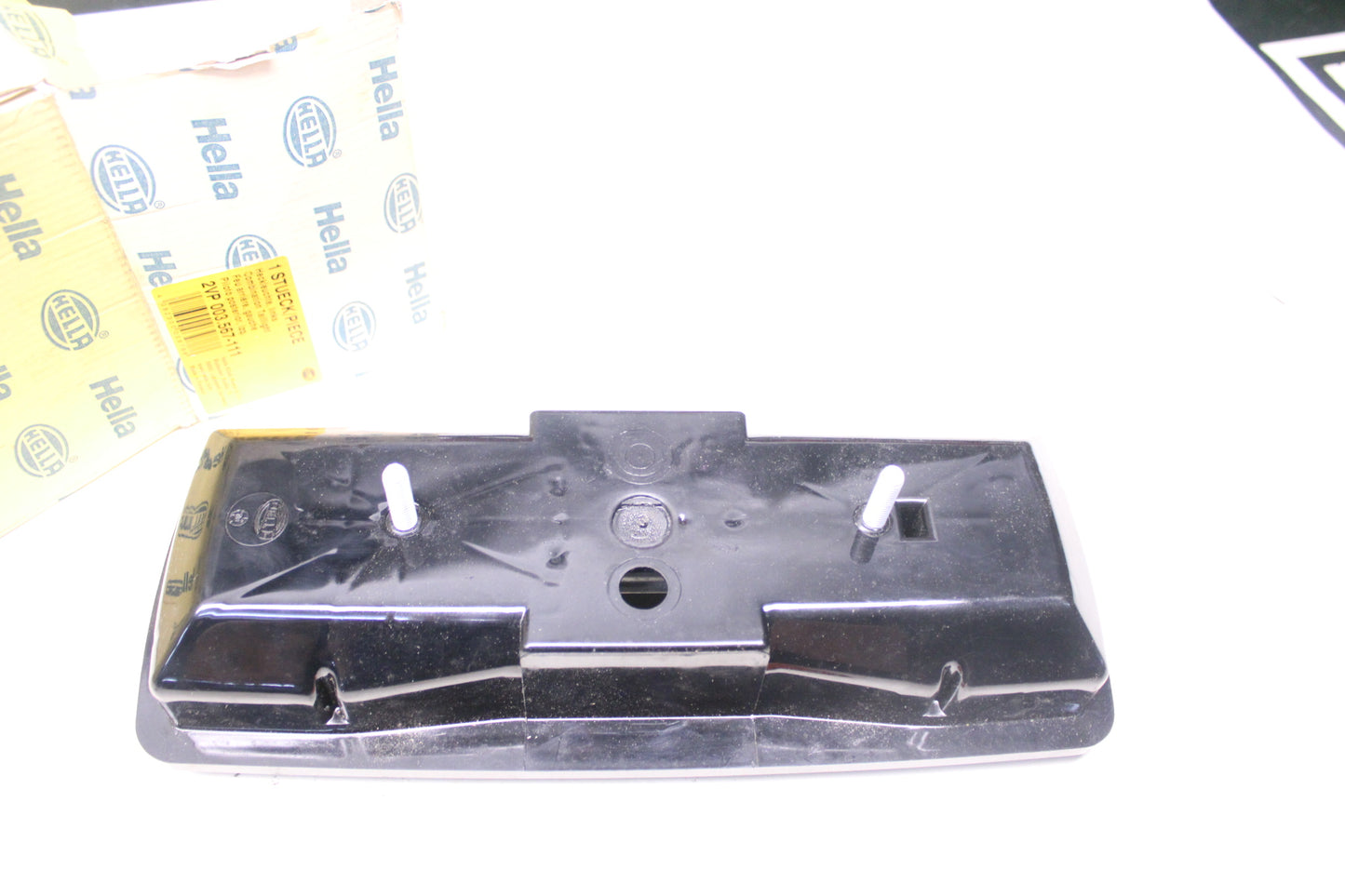 MAN F9 Heckleuchte HELLA 2VP 003 567-111 Links