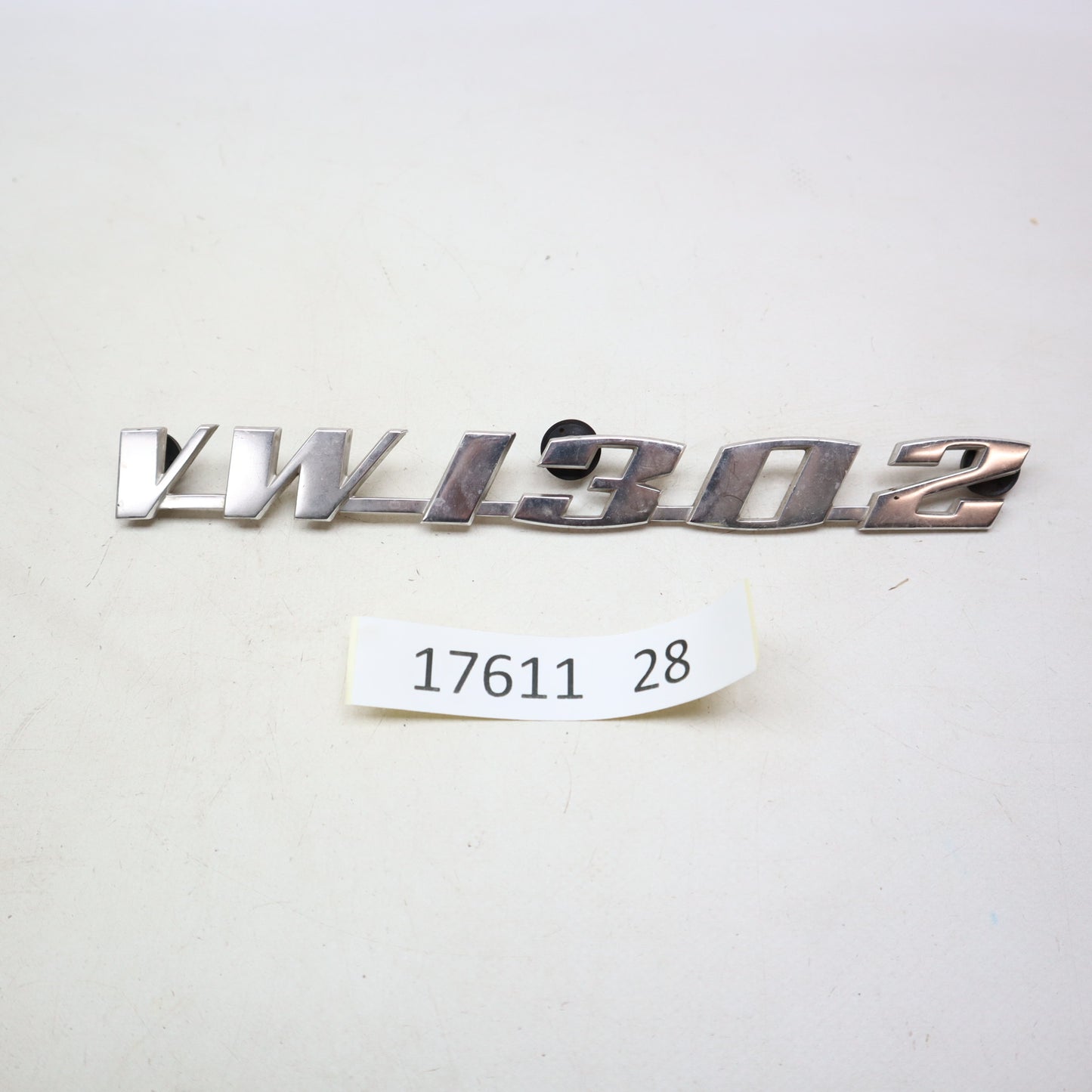 VW Käfer 1302 Schriftzug Emblem