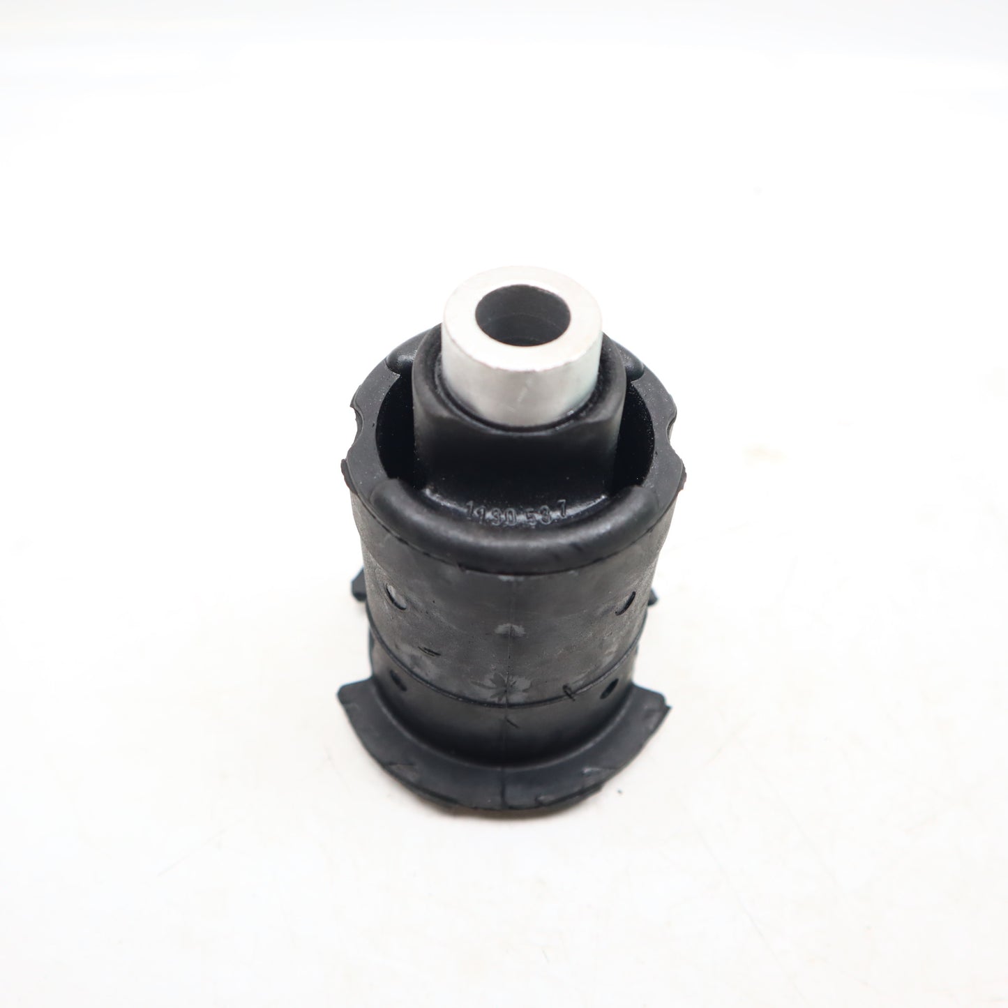 BMW 316 / 316I / 318I / 320I GUMMILAGER FÜR HINTERACHSE NEU